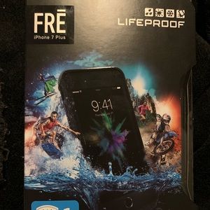 Lifeproof iPhone 7plus case white clear back